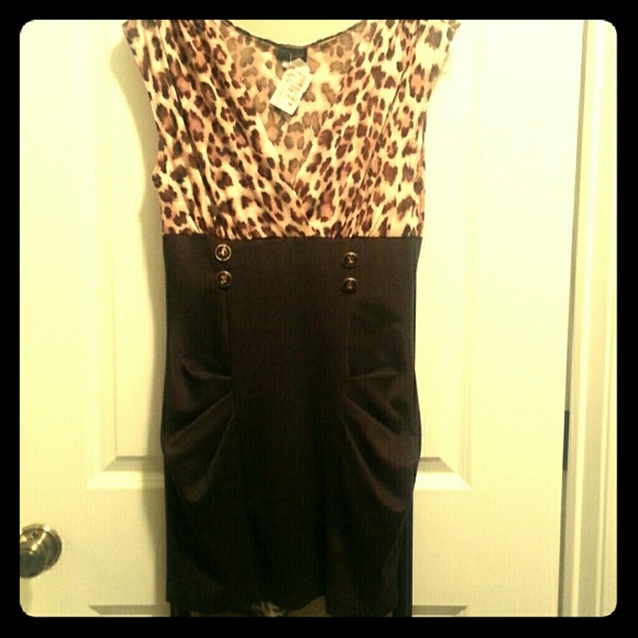 Final reduction!!! Short leopard top dress
