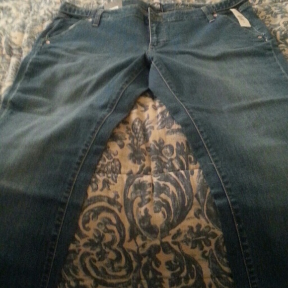 Old Navy low rise skinny stretch jeans