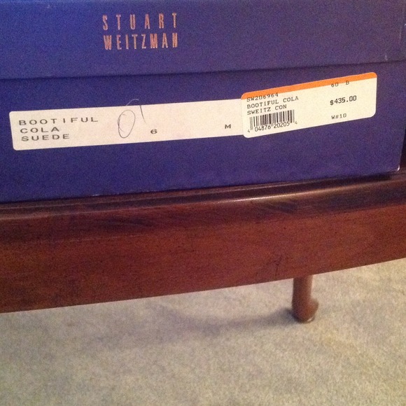 Authentic Stuart Weitzman brown suede knee boots - Picture 3 of 3