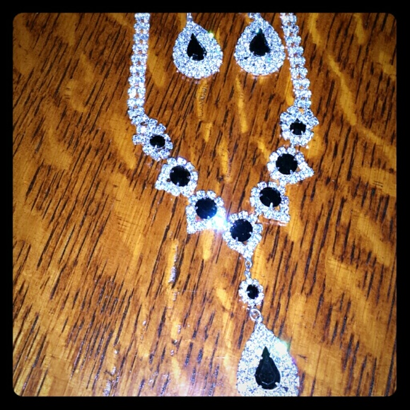 Fashion Jewelry set....