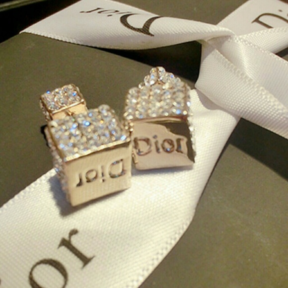 dior earrings