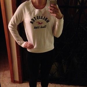 Hollister crewneck