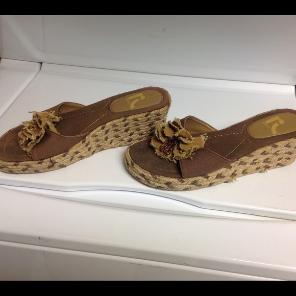 Bundle SOLD - Picture 2 of 3