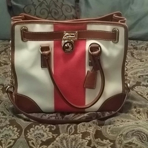 Michael Kors "gently loved" Hand Bag