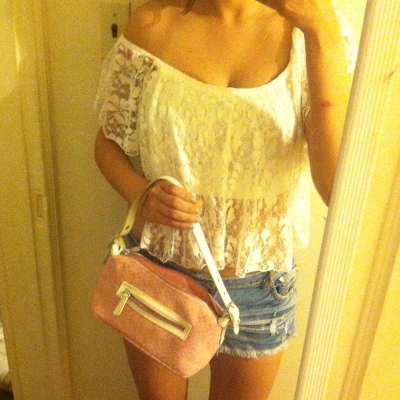 Pink coach mini purse. Needs some cleaning done