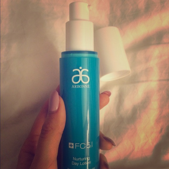 FC5 Nurturing Day Lotion Broad Spectrum SPF 20
