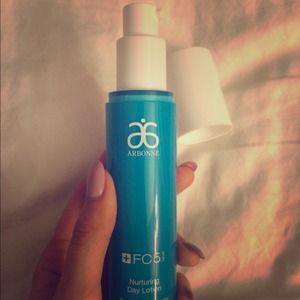 FC5 Nurturing Day Lotion Broad Spectrum SPF 20