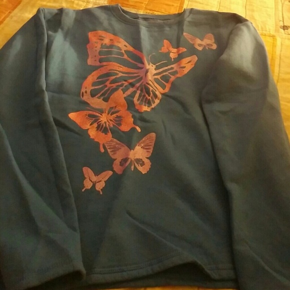 Sweat shirt. Nwot