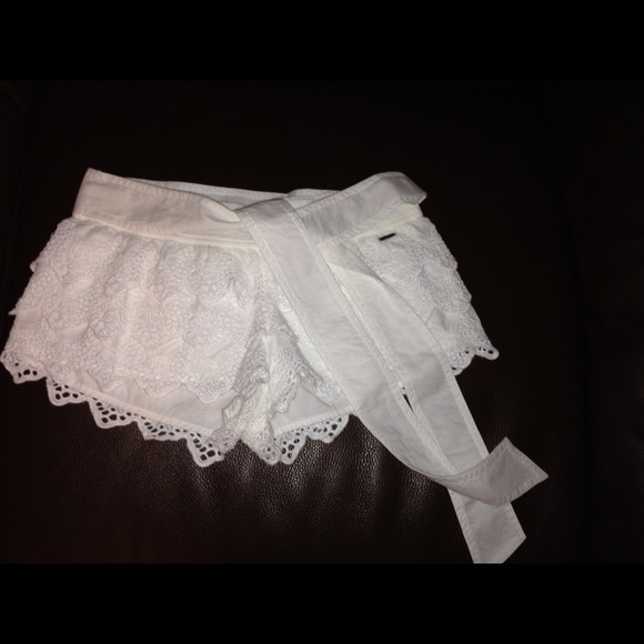 White lace shorts