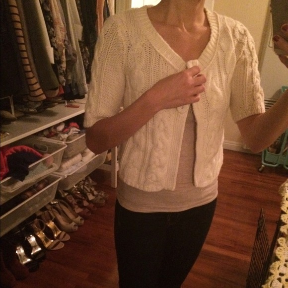 BUNDLED Cable knit sweater - American Eagle 😘 - Picture 3 of 4