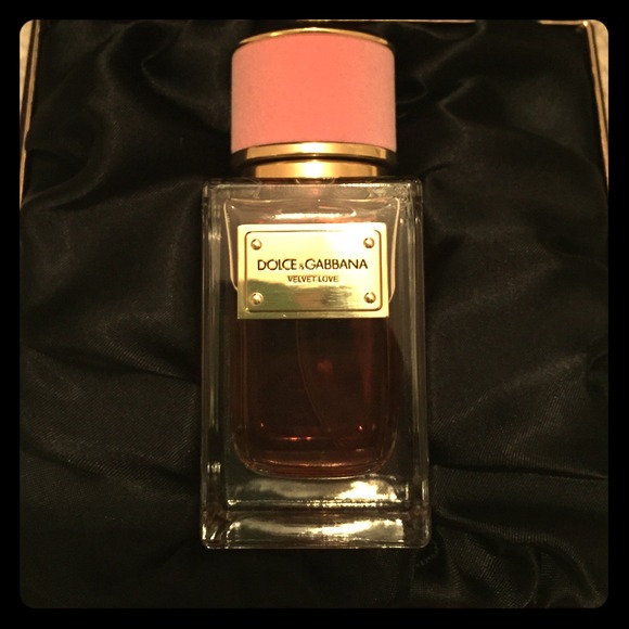 ✨Dolce & Gabbana velvet love parfum✨
