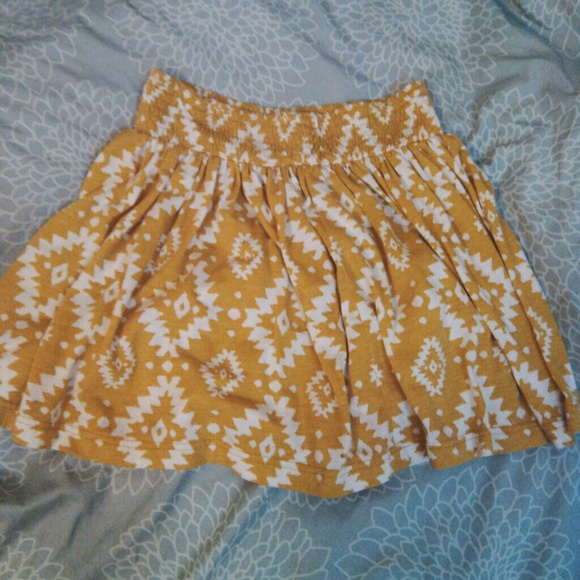 Forever 21 tribal skirt