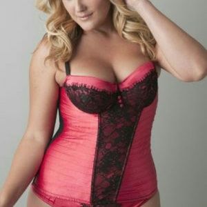 Lace panel pleated corset.