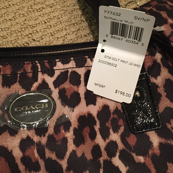 SOLD !! Coach - Picture 2 of 4