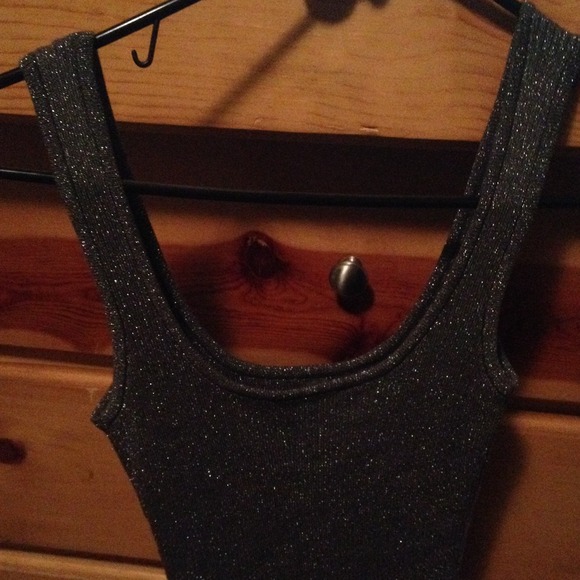 Metallic bebe tank - Picture 3 of 4