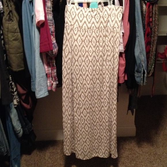 Cuuuute! Skirt aztec look!