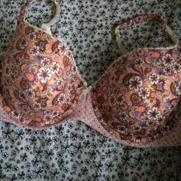 💛NWOT Victoria's Secret Bra💜