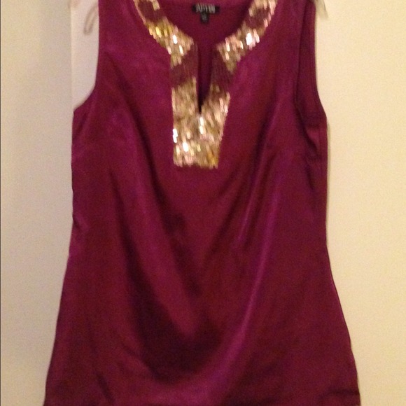 Women Top