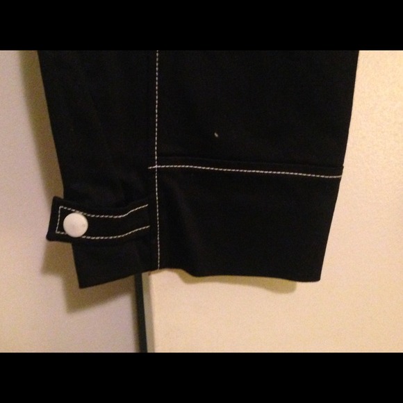 Capri Pants - Picture 2 of 4