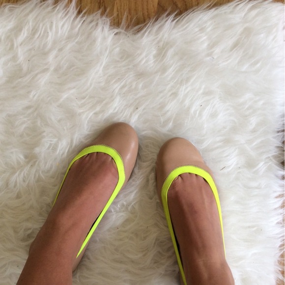 pretty ballerina  Shoes - ❗️24HR SALE❗️pretty ballerina neon flats 38 7.5