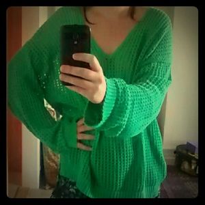 Oversize comfy green knit sweater