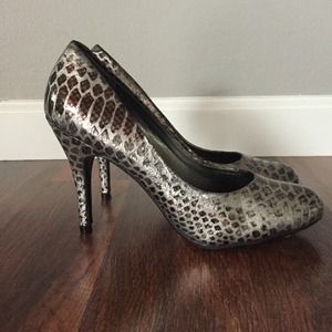 Jessica Simpson shoes size 7