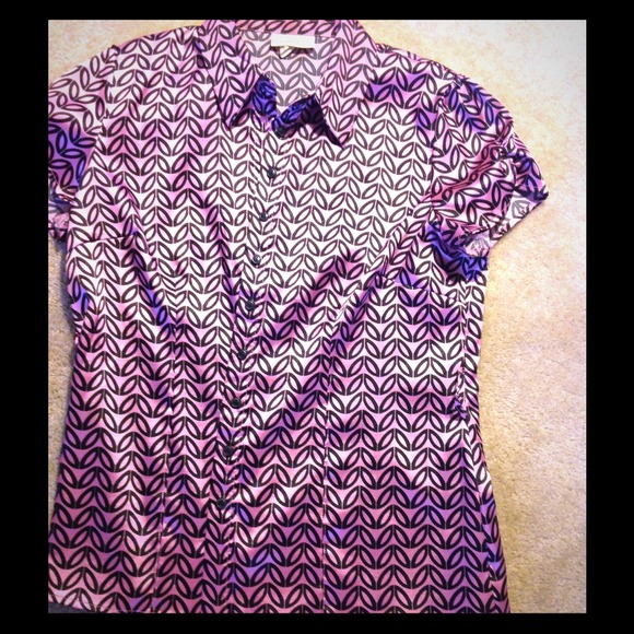 Dress shirt with belt loops