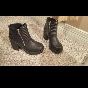 Divided by H&M boots