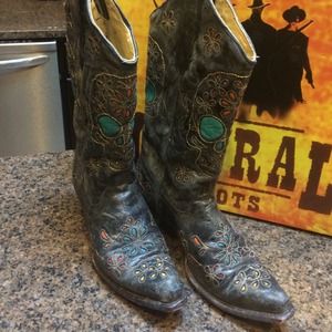 Black Vintage Corral boots. Turquoise skull.