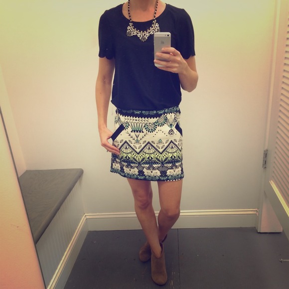 💥Sold in Bundle💥 Top Shop Printed Skirt