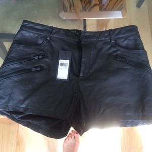 Guess black leather shorts 6