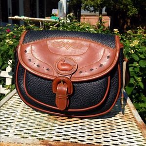 DOONEY & BOURKE PURSE