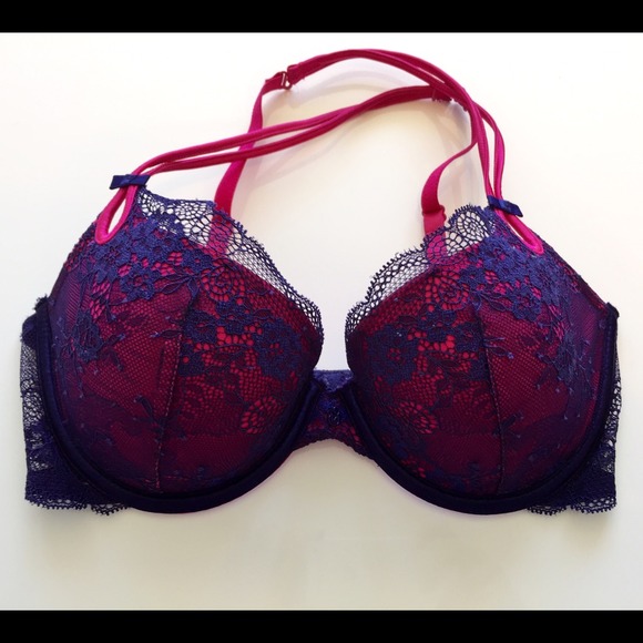 ❌SOLD❌ Victoria's Secret Pink/Purple Lace Bra