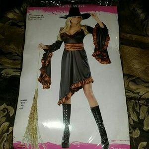 Ruffle Witch HALLOWEEN!!
