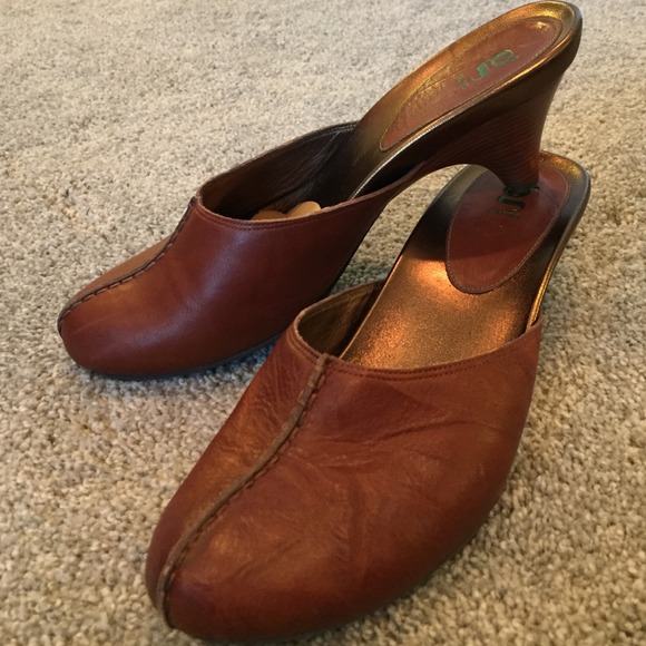 Cole Haan "g Series" mules w small heel