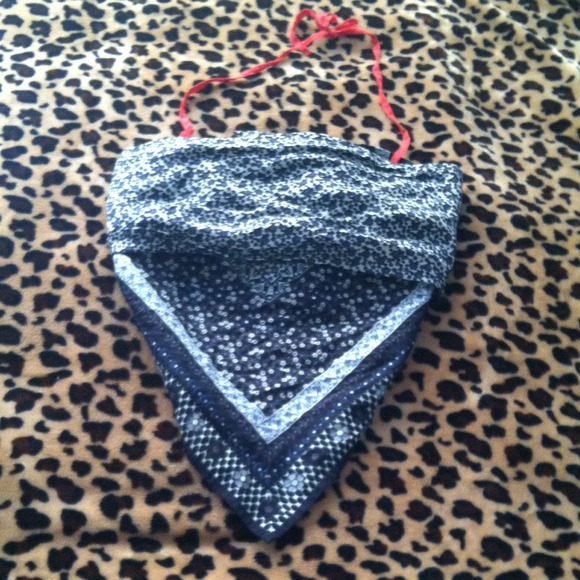 Bandana shirt blues with red holter string