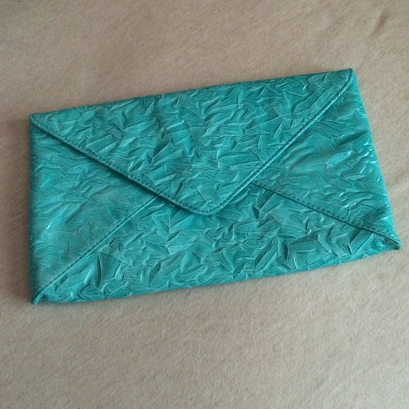 PRICE REDUCED! ✨ Jessica McClintock clutch!