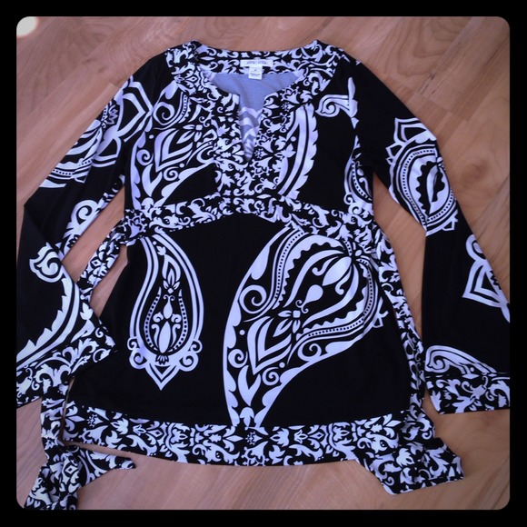 SOLD- on another site White House Black Market