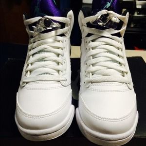 Jordan grapes size 4y