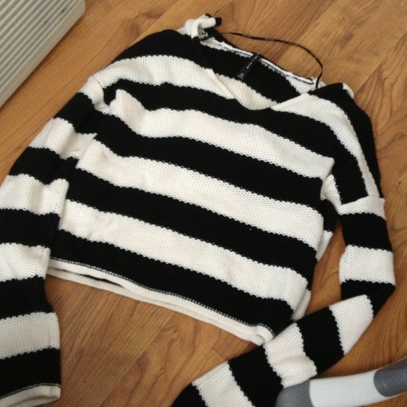 Knit sweater