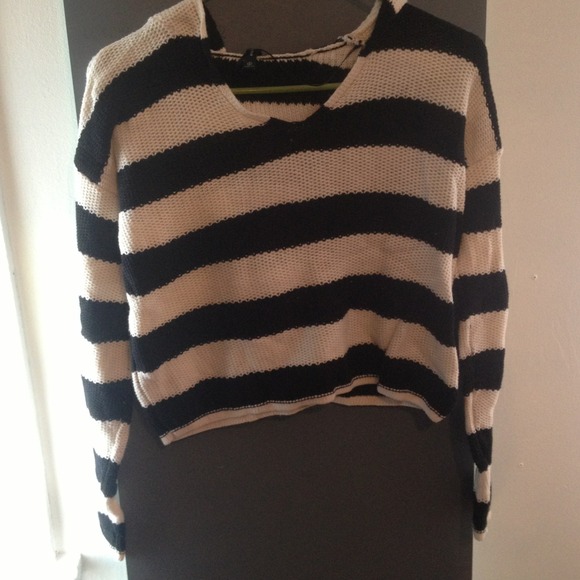 Knit sweater - Picture 2 of 4