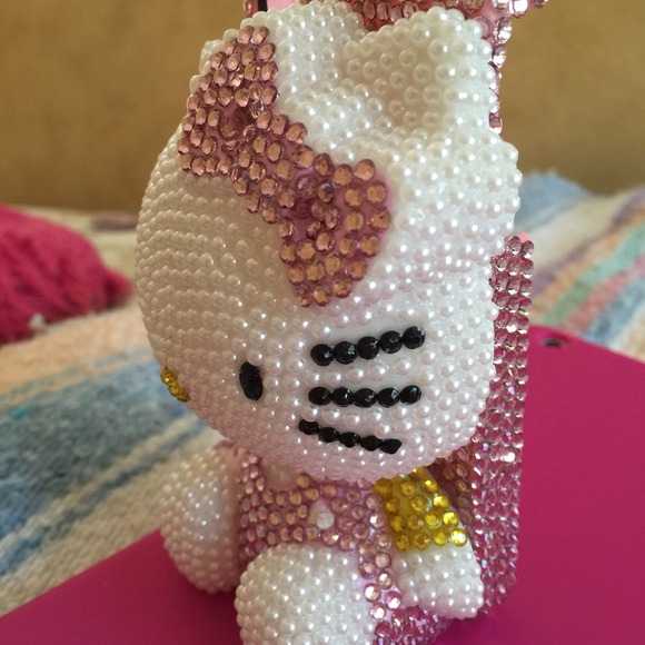 3-D hello kitty 4/4s iPhone case - Picture 2 of 2