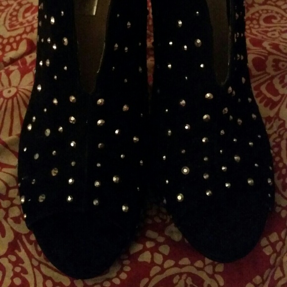 SOLD - Picture 2 of 3