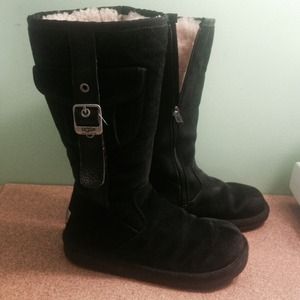 ugg boots with cargo pocket ugg boots with cargo pocket