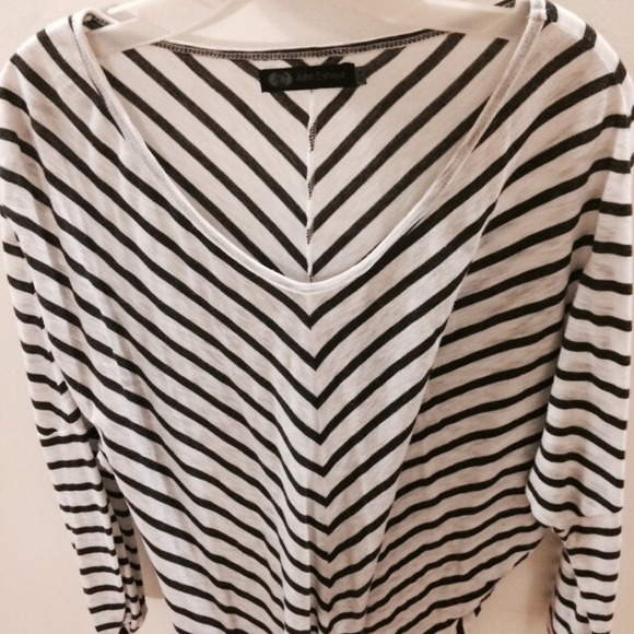 JET perfect condition striped blue/white top in SM - Picture 1 of 3