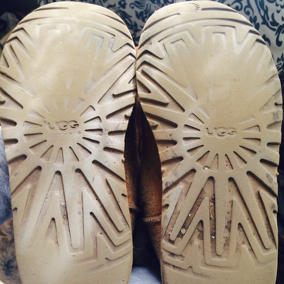 Boots - Picture 4 of 4