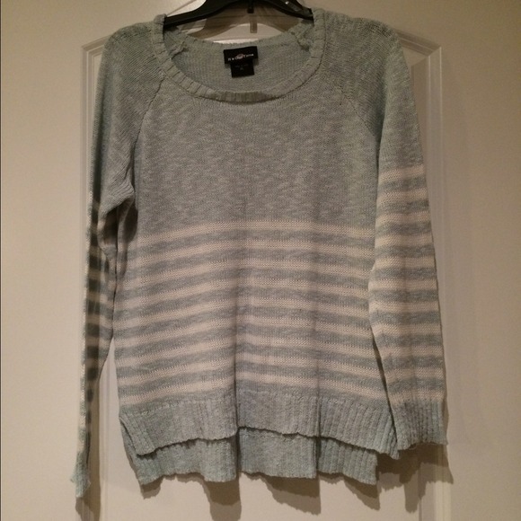 SOLD.. Oversized sweater