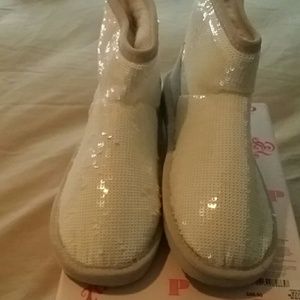 Sequin Snow Boots