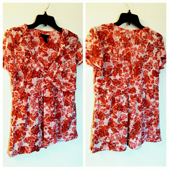 Red & White Madison Studio V-Neck Babydoll Top - Picture 2 of 3