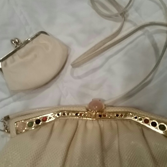 Purse - Picture 3 of 3